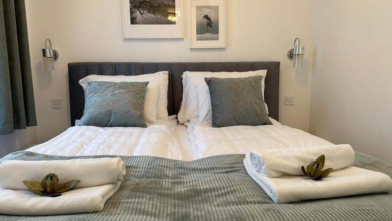 Linden Apartman 001 - Adults Only Mosonmagyarovar Ngoại thất bức ảnh