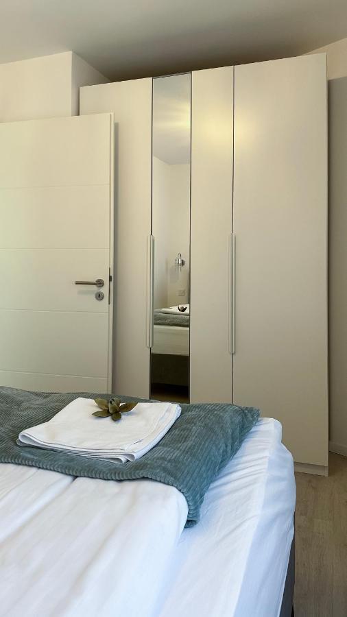 Linden Apartman 001 - Adults Only Mosonmagyarovar Ngoại thất bức ảnh